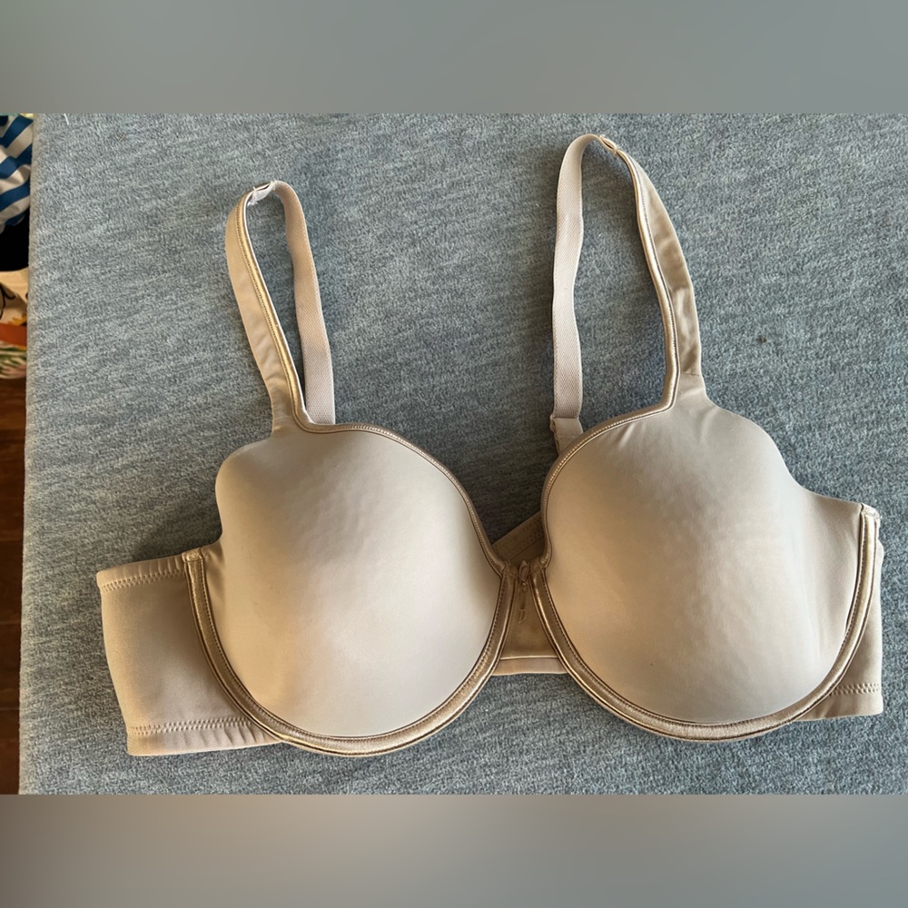 Vanity Fair Beauty‎ Back Smoothing Bra Women 40D Lightly Padded 4 Way Stretch